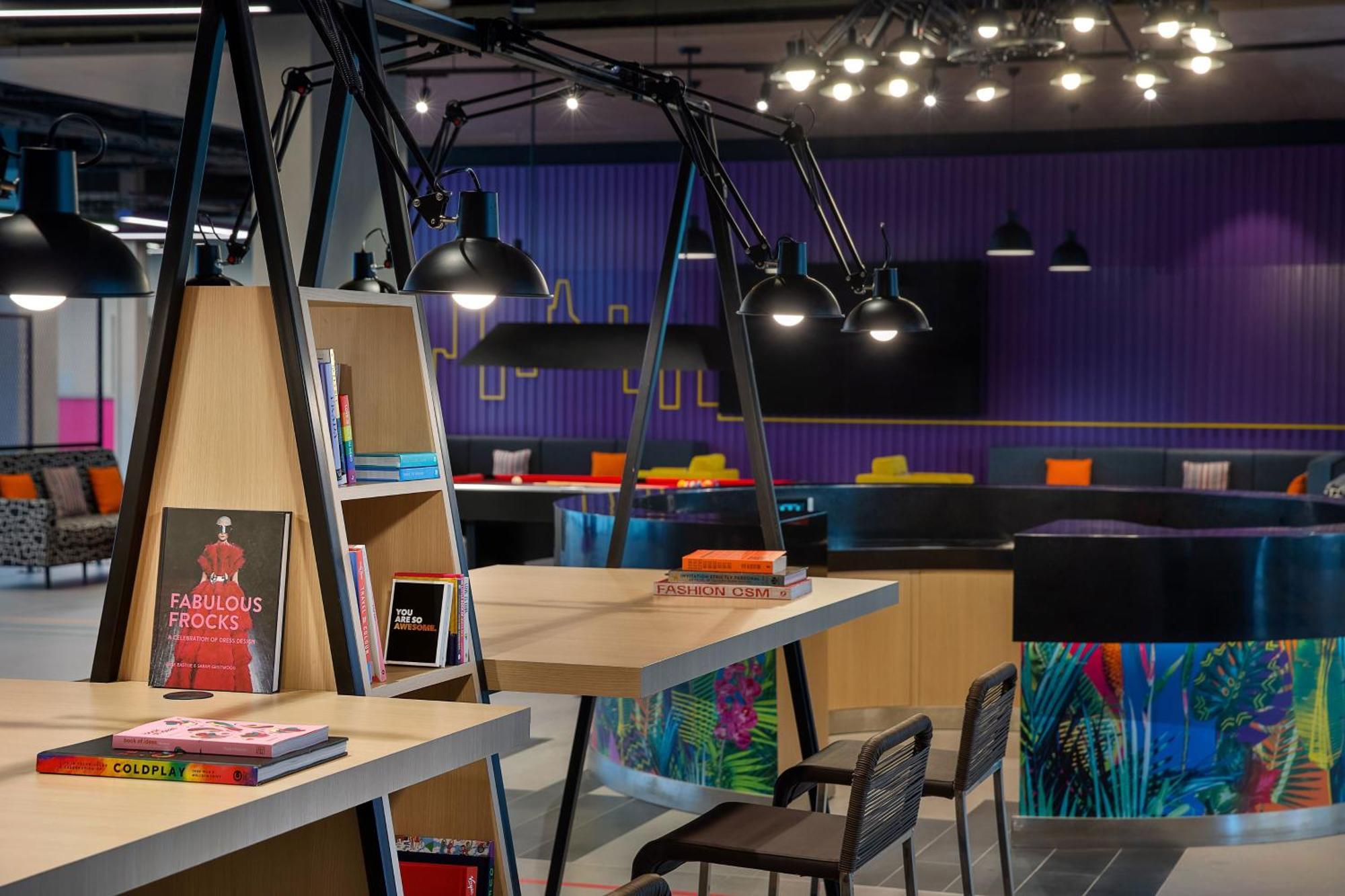 Aloft Dubai Airport Exterior foto