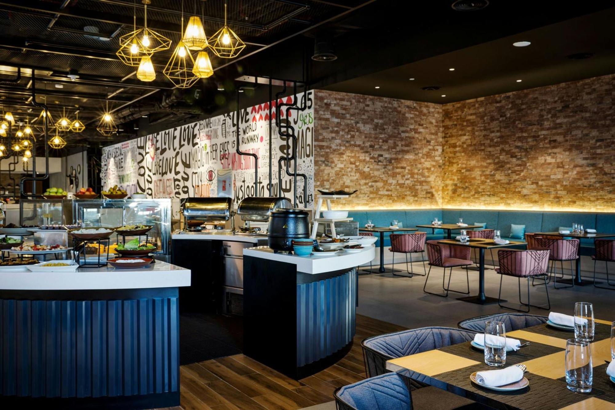 Aloft Dubai Airport Exterior foto
